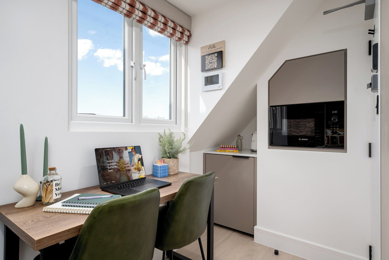 Others 4, Your Apartment - Camden, London