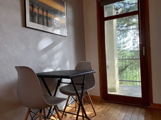 Others 4, La villa dans les pins, Somme