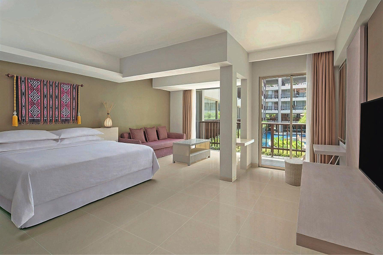 Bedroom 13