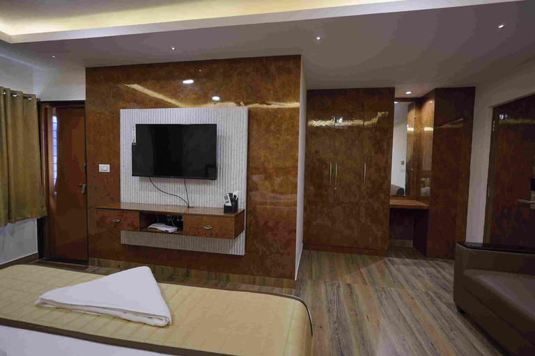 Others 5, White Stone Comfort, Bangalore