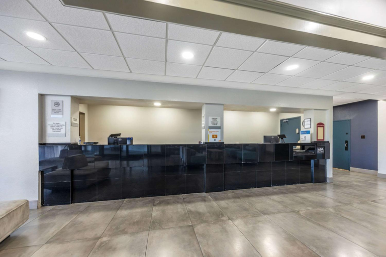 Public Area 2, Clarion Inn Murfreesboro Old Fort Pkwy, Rutherford