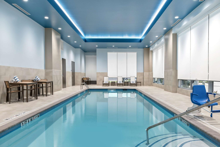 Sport & Beauty, Embassy Suites College Station, Brazos