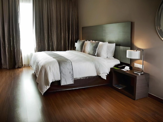 Bedroom 30