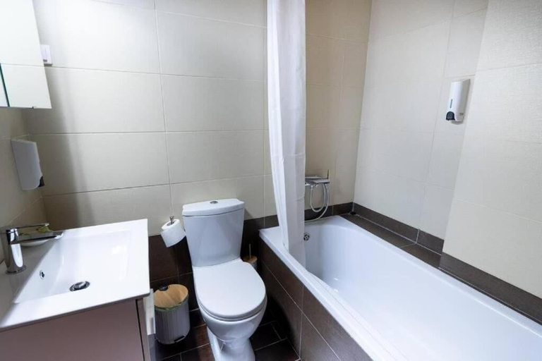 Bathroom, Kaimaktsalan Maisonette, Central Macedonia