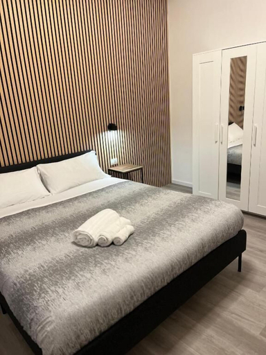 Bedroom 2, Tiburtina Urban Rooms, Rome