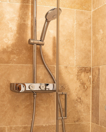 Bathroom 5, LA FUGUE, Gard