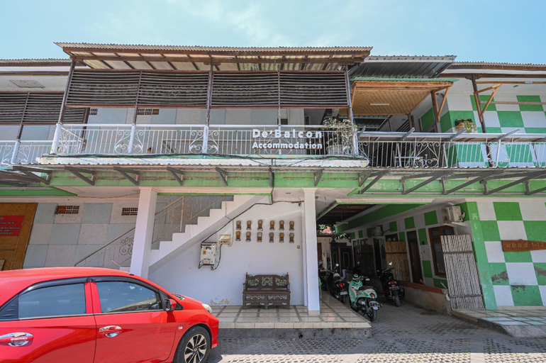 Exterior & Views 2, RedDoorz @ De'balcon Accomodation Kuta Bali, Badung