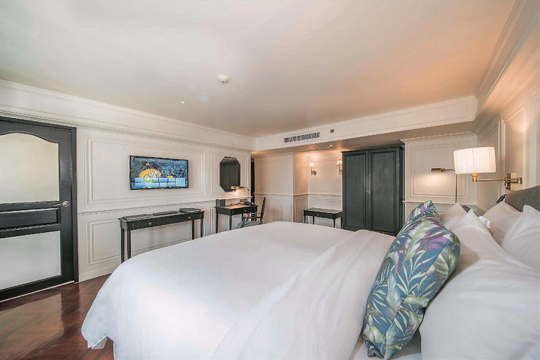Bedroom 12