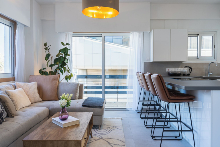 Others 5, Elegant City Central Suite