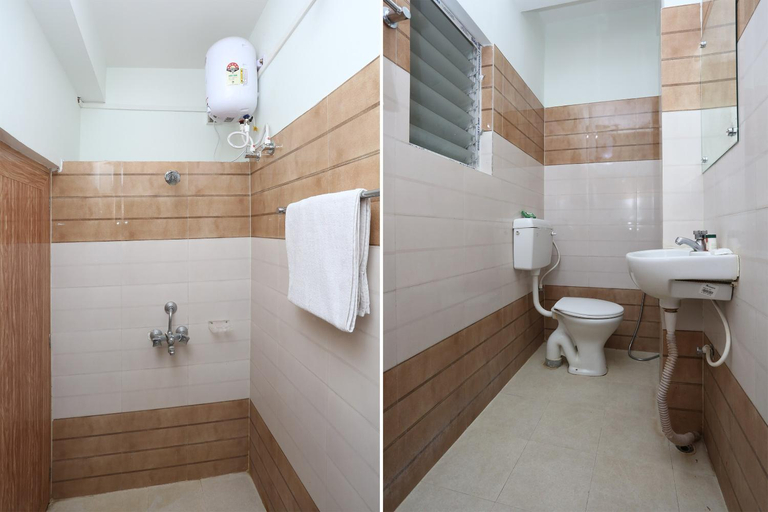 Bathroom, Hotel O Aashray Guest House, Kamrup Metropolitan