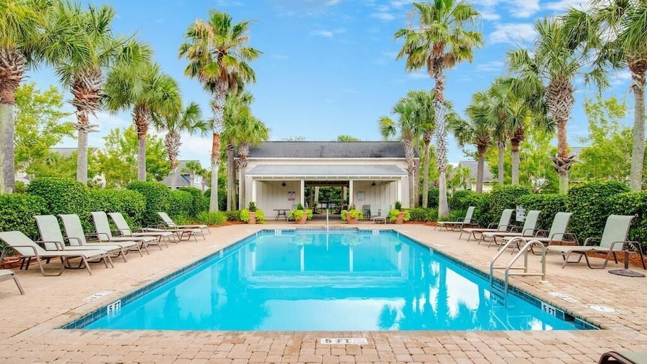 Sport & Beauty 4, Bungalo at Baytowne, Walton