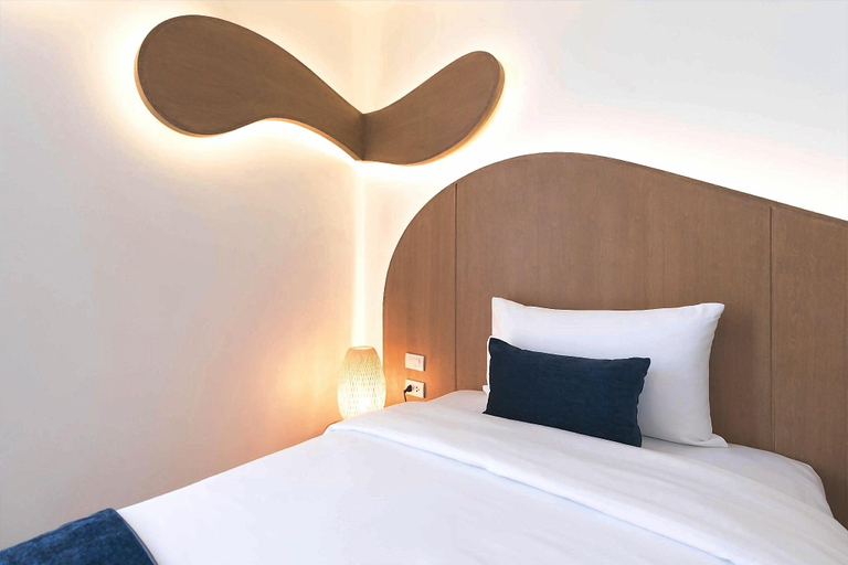 Bedroom 16