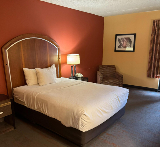 Bedroom 3, Appalachian Hotel, Cumberland