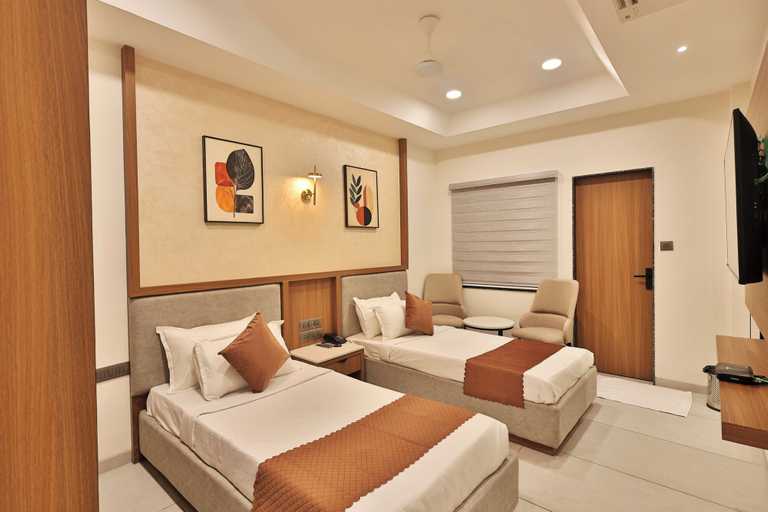 Bedroom 4, Hotel Skyvista, Indore