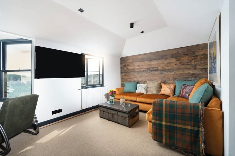 Others 5, Captains Loft, Cornwall