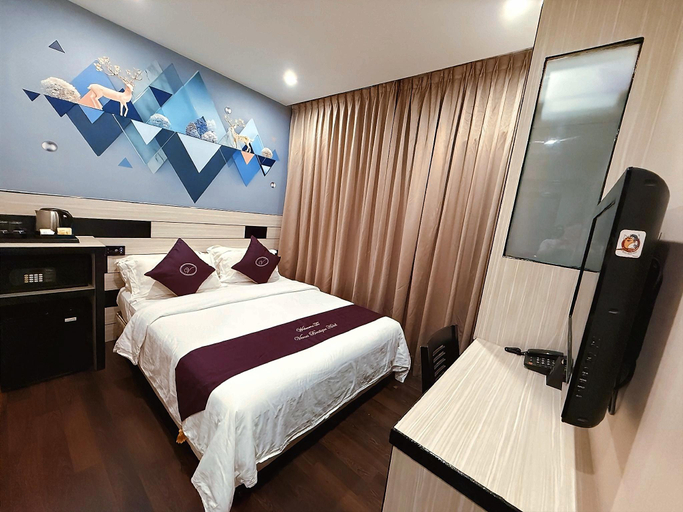 Bedroom 25