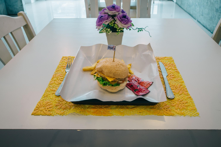 Food & Drinks 3, Studio Patong by iCheck inn, Phuket Island