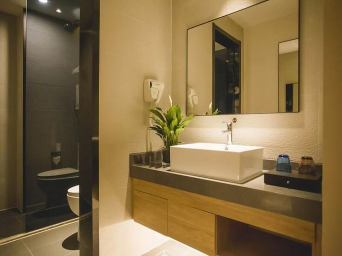 Bathroom 4, Greentree Inn Taizhou Jiangyan Hardware City Expre, Taizhou