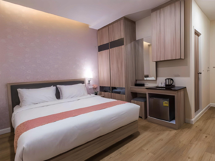 Bedroom 14