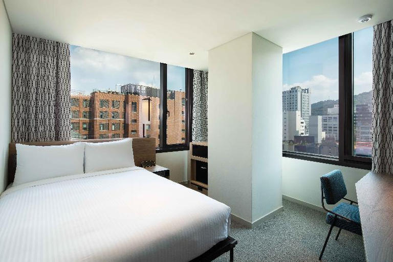 Bedroom 24