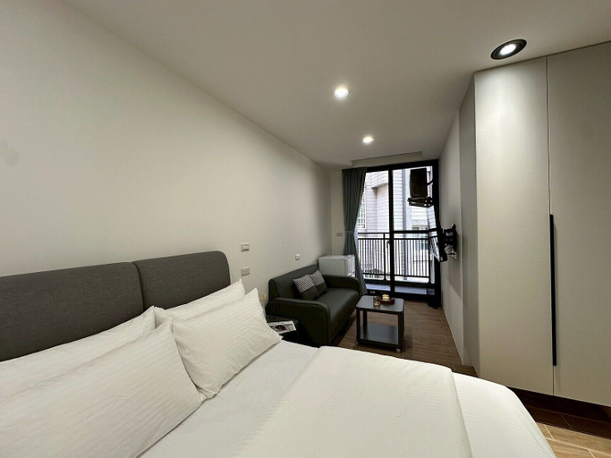 Others 4, Neostay, Hsinchu County