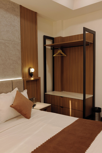 Bedroom 4, Hotel Skyvista, Indore