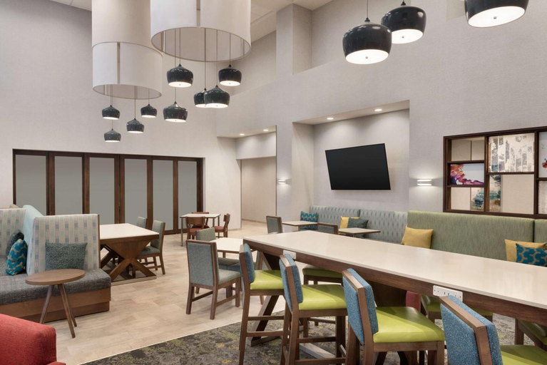 Public Area 2, Hampton Inn & Suites Norman Conference Center Area, Cleveland