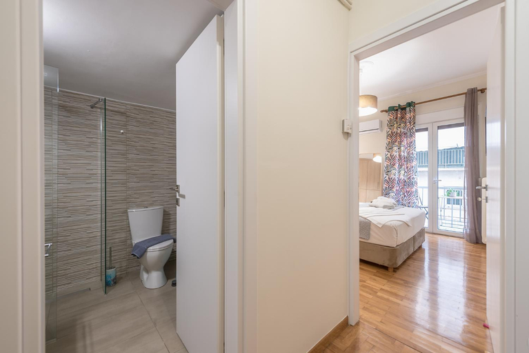 Bathroom 2, Boutique Suite by CloudKeys, Attica
