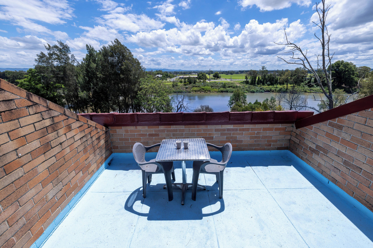 Sport & Beauty, Windsor Riverview Inn, Hawkesbury