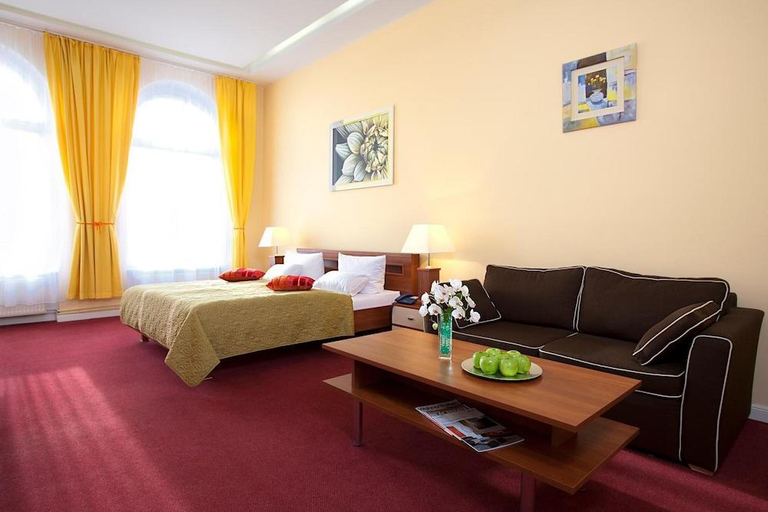 Bedroom 2, Hotel Abendstern, Berlin