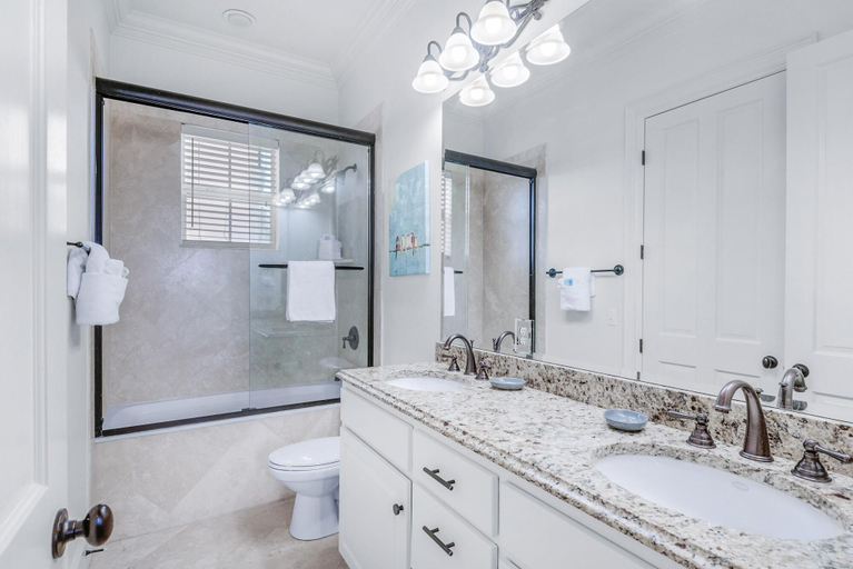 Bathroom 3, Seas the Day on 30A, Walton