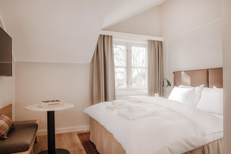 Bedroom 3, Jegtvolden Fjordhotell, Inderøy