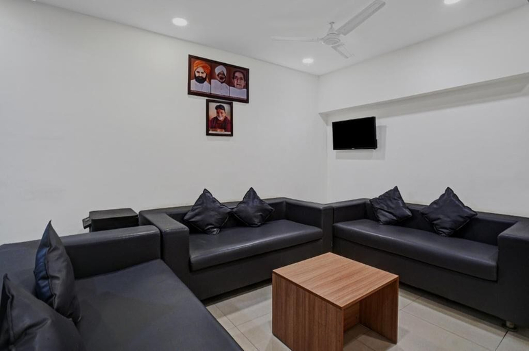 Bedroom 3, HOTEL WOW, Surat