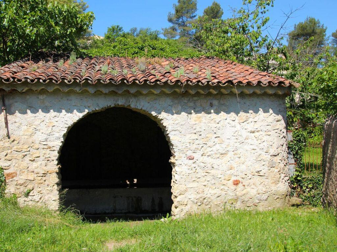 Others 5, Le Vieux Lavoir - St.Paul en Foret, Var