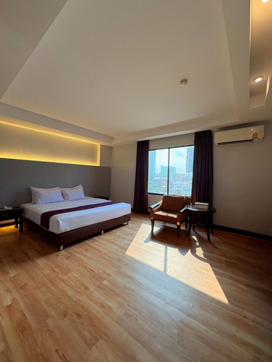 Bedroom 6