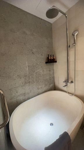 Bathroom 3, Sojourn Guest House Melaka, Malacca City