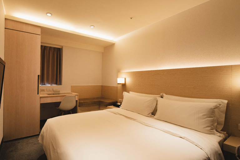 Bedroom 11