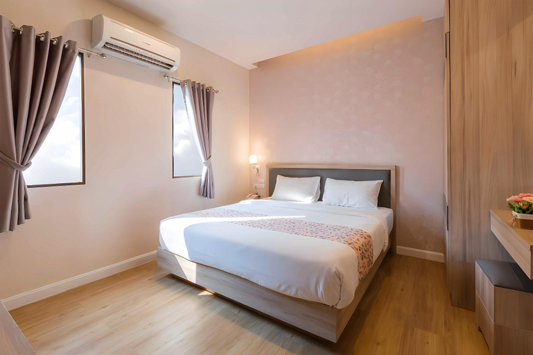 Bedroom 8