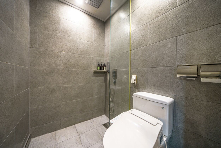 Bathroom, Gwangalli Browndot Hotel, Suyeong