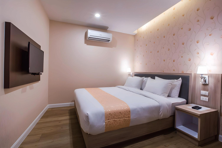 Bedroom 22