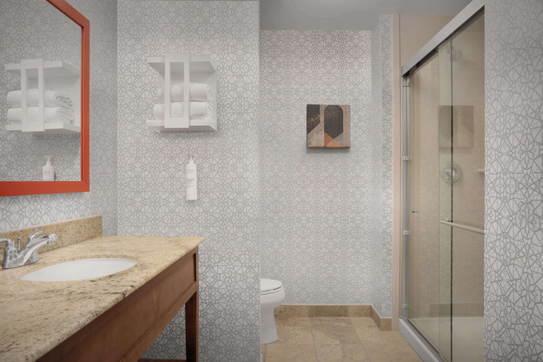 Bathroom 3, Hampton Inn & Suites Williston, Williams