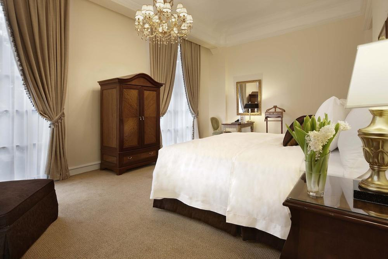 Bedroom 19