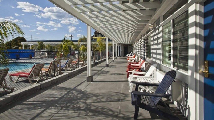 Sport & Beauty 4, Beach Street Inn and Suites, Santa Cruz