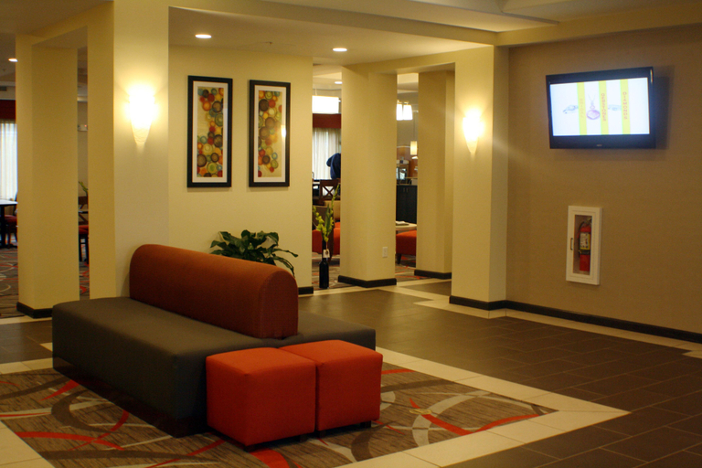 Public Area, Holiday Inn Express BRADFORD by IHG, Mc Kean