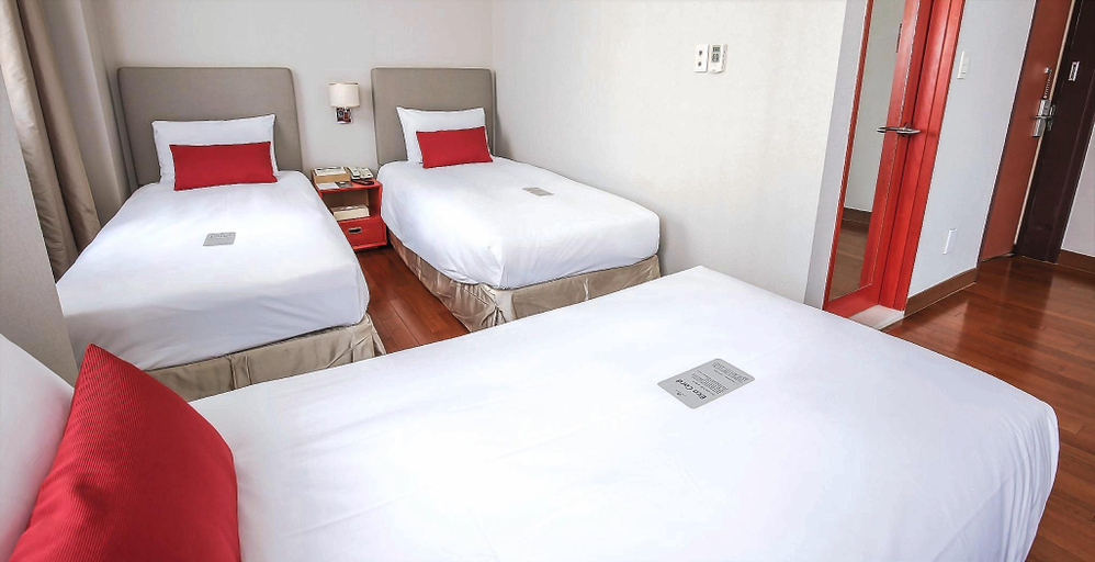 Bedroom 12
