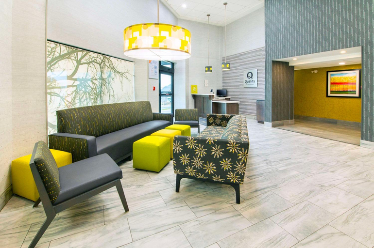 Public Area 3, Quality Inn, Essex