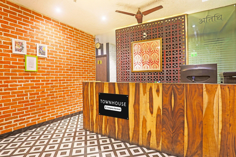 Reception 4, Comfortable Stayss at Varanasi Cantt, Varanasi