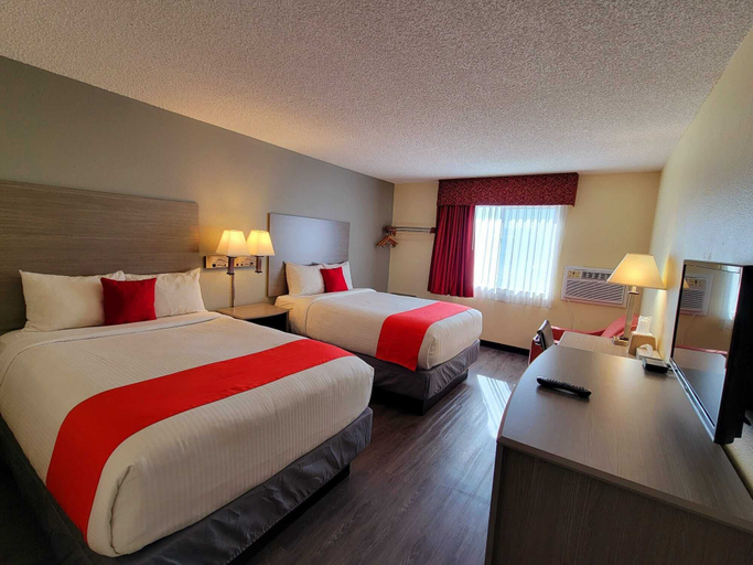 Bedroom 4, Rockview Hotel Castle Rock Downtown, Douglas