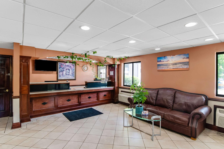 Public Area 2, Americas Best Value Inn Torrington CT, Litchfield