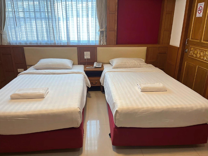 Bedroom 24